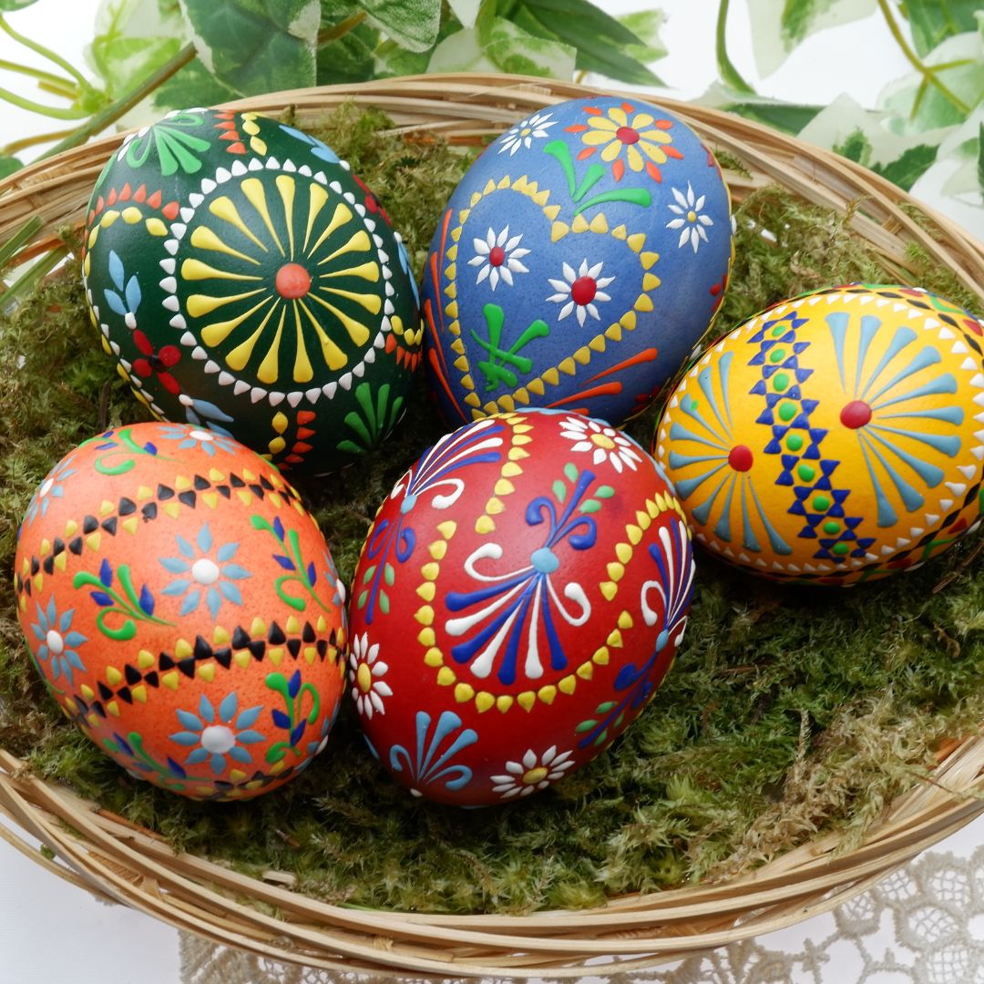 Zašto ukrašavamo jaja za Uskrs? 8 fantastičnih kompozicija jaja, koja će dati odgovor